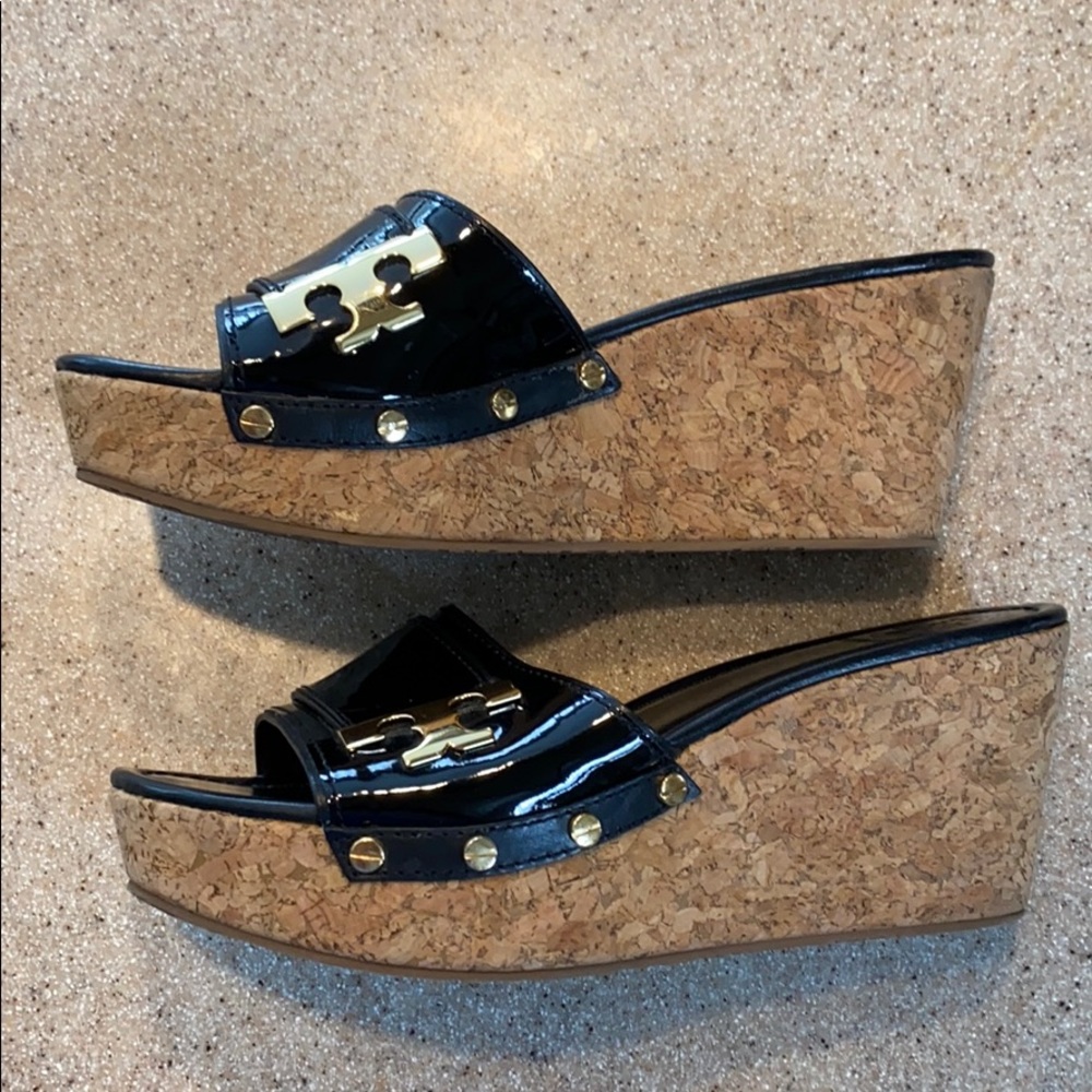 Tory Burch Pamela 3” Black Patent Leather and Cork Wedge Heels - Picture 4 of 7